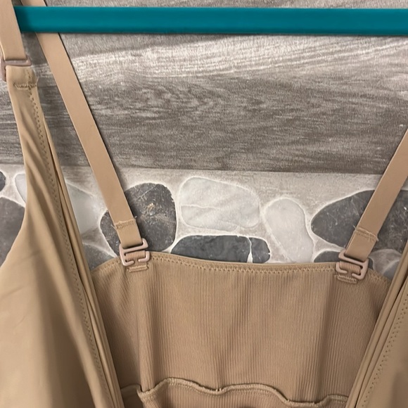 7-Piece EUC Shapewear Bundle - sizes M/L and Large - Picture 10 of 17